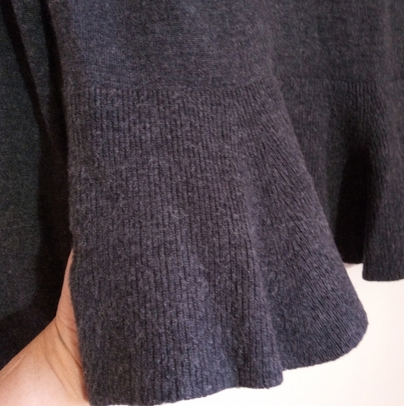 Nanette Lepore extra fine merino wool grey peplum sweater in GUC - Picture 9 of 10